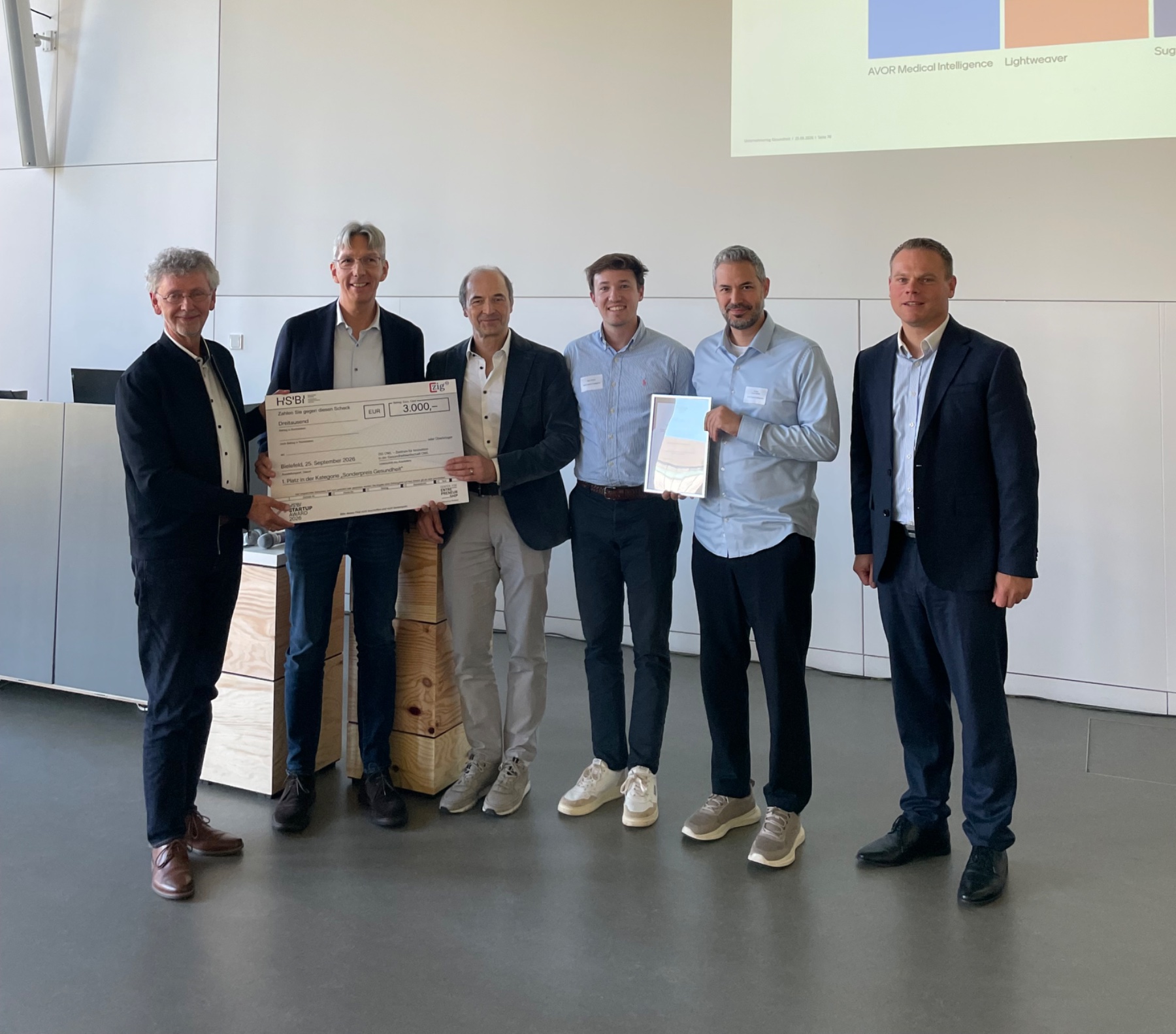 AVOR Medical Intelligence bei der Verleihung des Sonderpreises Gesundheit beim HSBI Startup Award 2026