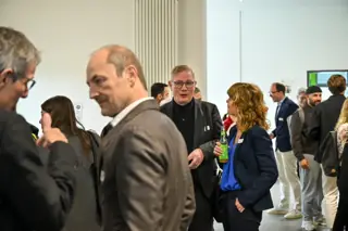 Austausch in der Kaffeepause im Foyer